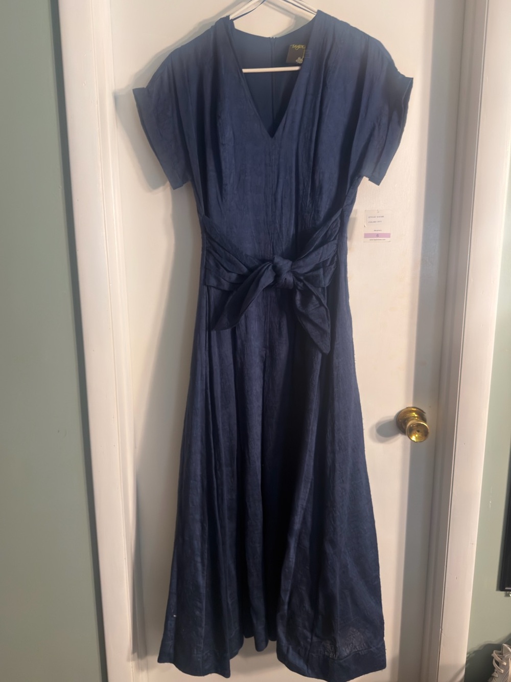 Taylor Navy V-Neck Tie-Waist Maxi Dress NWT - Picture 4 of 7